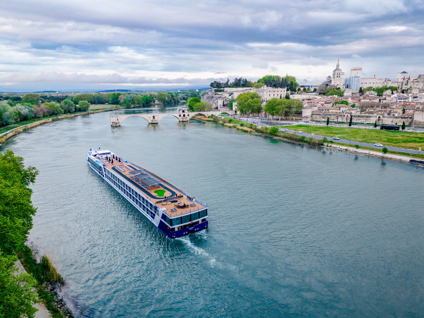 Essence of Burgundy and Provence: River Cruise