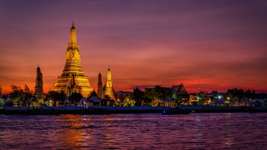 The Buddhist Temple Wat Arun during dusk, one of the most popular and beautiful tourist attractions of Bangkok, Thailand